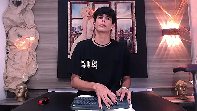 Franvill Trato online show from 10.25.25