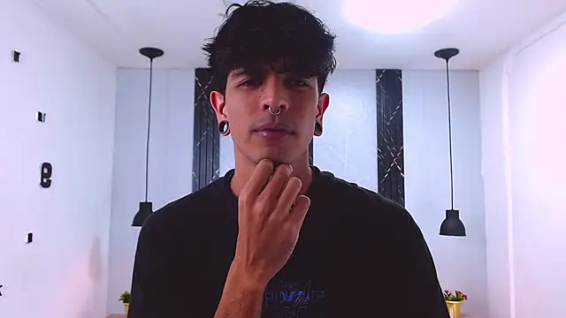 Franvill Trato online show from 10.28.25