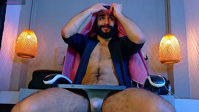 Snapshot of Thaiel_Fosteer chatting on 10.23.25 Thaiel Fosteer online show from 10.23.25