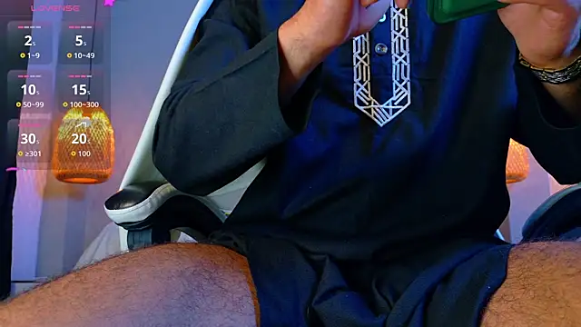 Thaiel Fosteer online show from 03.18.26