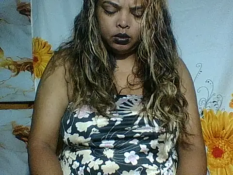 Snapshot of SEXY_METISE chatting on 04.24.26 SEXY METISE online show from 04.24.26