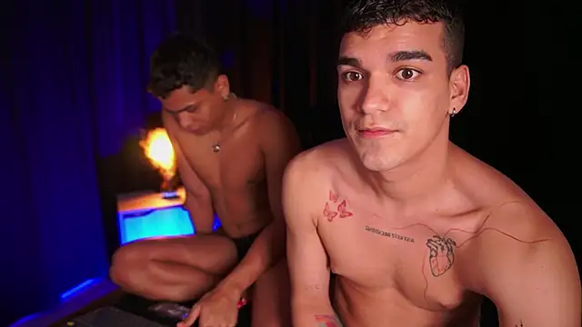 Snapshot of EROS_AND_ALAN chatting on 10.19.25 EROS AND ALAN online show from 10.19.25