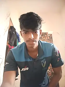 monster 33 online show from 10.10.25