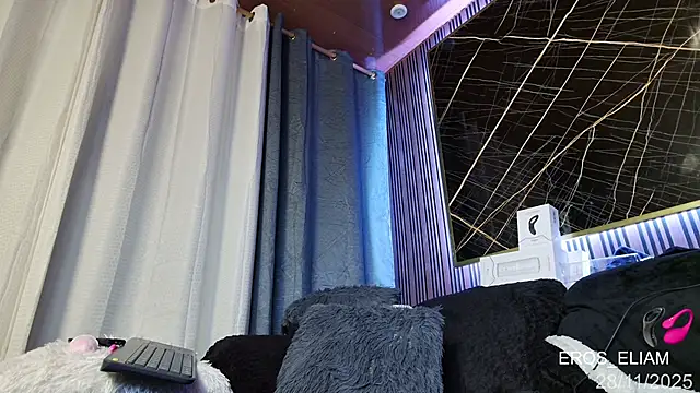 eroseliam online show from 11.28.25