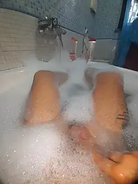 gigilola84 online show from 10.25.25