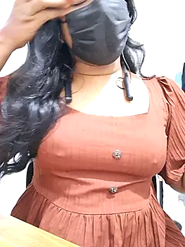 BeautyGirl sara online show from 10.15.25