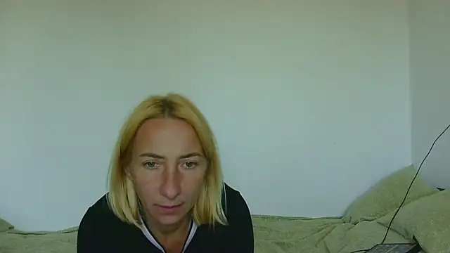 Snapshot of sassycruisecontrol chatting on 09.29.25 sassycruisecontrol online show from 09.29.25