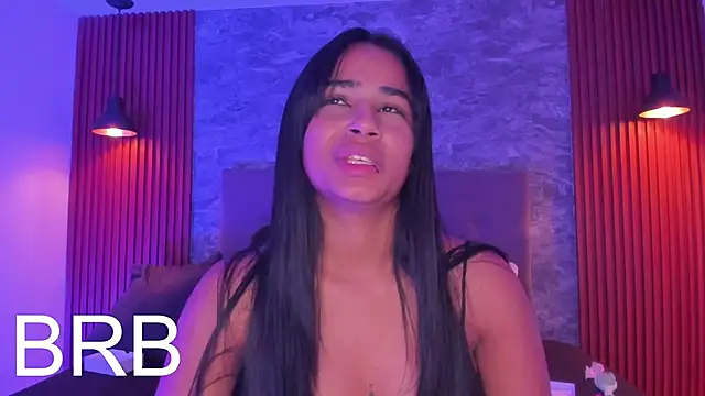 Snapshot of zoe_evans5 chatting on 09.15.25 zoe evans5 online show from 09.15.25