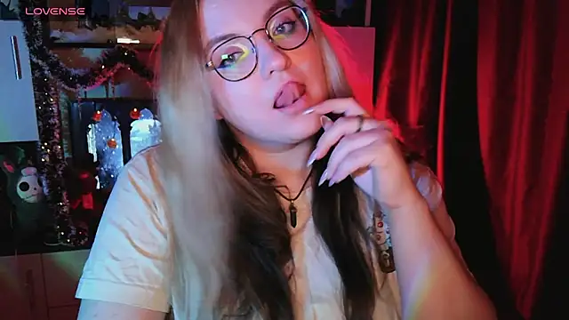 ZayaRush online show from 12.15.25