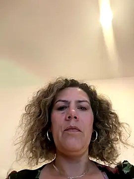 Snapshot of Paty_chic chatting on 10.14.25 Paty chic online show from 10.14.25