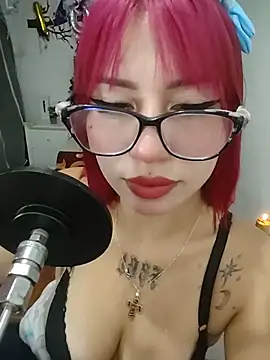 Kitty Melodi online show from 05.21.26