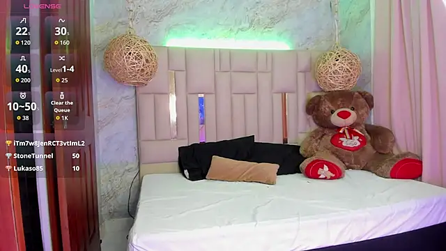 Snapshot of badfairy chatting on 11.18.25 badfairy online show from 11.18.25