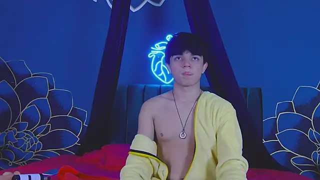 LucaDelart online show from 10.16.25