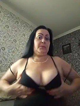 430LekaLove online show from 09.23.25