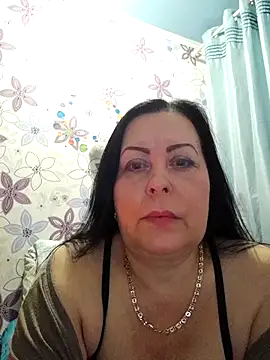 430LekaLove online show from 10.16.25