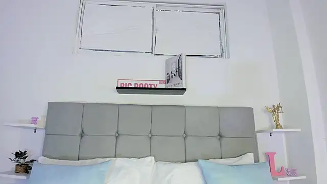 Sarahlopezz online show from 10.07.25