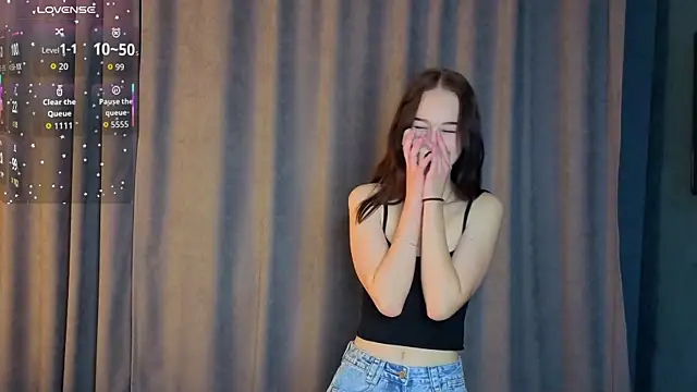 Mary Smitt online show from 10.05.25