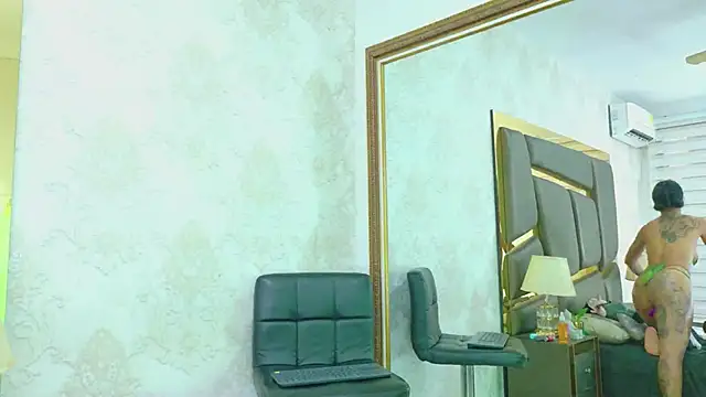 EmilieLake online show from 10.09.25