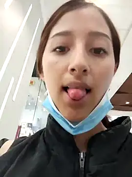 GiselleFever online show from 10.22.25