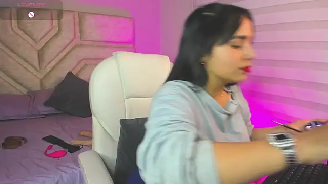 Snapshot of _adahara_queen chatting on 09.23.25 adahara queen online show from 09.23.25