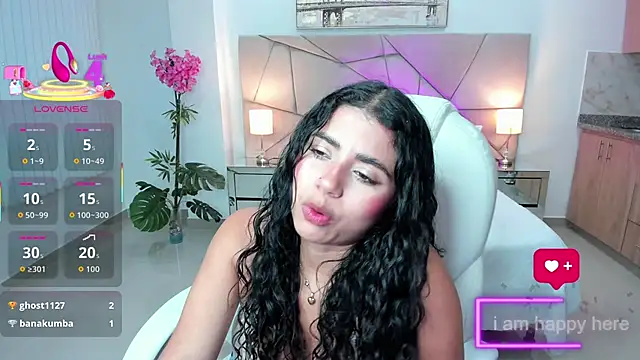 Snapshot of issi_loren chatting on 02.08.26 issi loren online show from 02.08.26