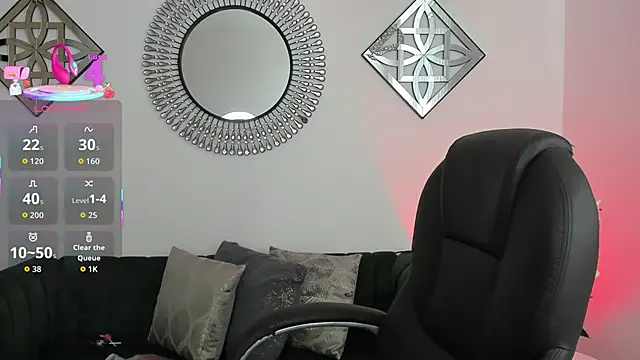 Snapshot of issi_loren chatting on 02.17.26 issi loren online show from 02.17.26