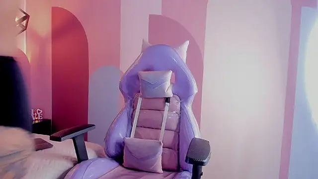 ValeryBoobs1 online show from 12.20.25