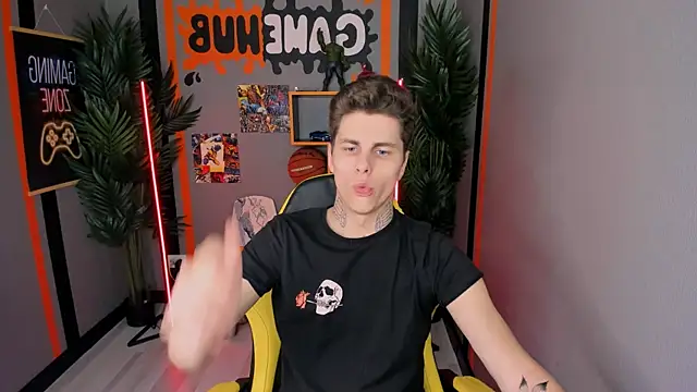 JackWolw online show from 10.15.25