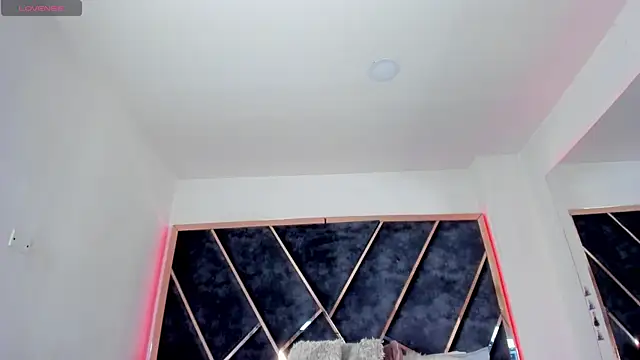 SusanaHenao online show from 11.21.25