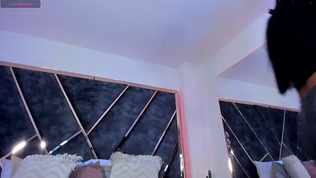 SusanaHenao online show from 03.25.26