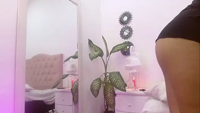 ivy scorpio online show from 09.14.25