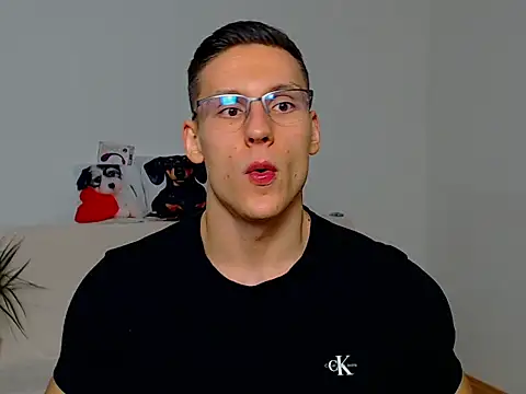 ZeinMiracles online show from 10.20.25