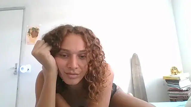 Snapshot of 4petitosa chatting on 10.26.25 4petitosa online show from 10.26.25