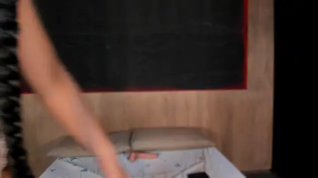 ScarlettSinclaiir online show from 11.22.25