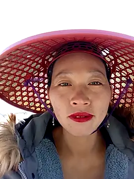 tcm-cute online show from 12.15.25