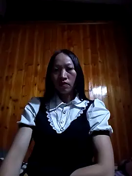 Snapshot of tcm-cute chatting on 04.19.26 tcm-cute online show from 04.19.26