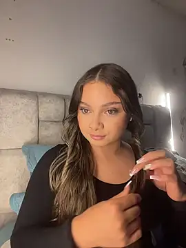 AnnyLopezzz  online show from 04.22.26