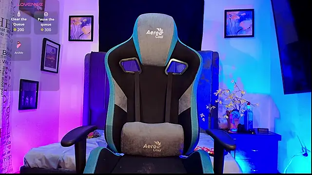 Michael Lopez 1 online show from 10.02.25