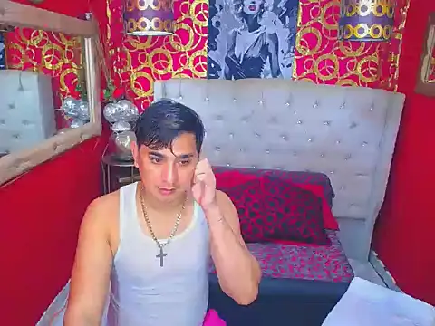 JHOVA23CM online show from 11.14.25