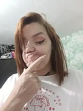 MayaLuna1 online show from 10.10.25