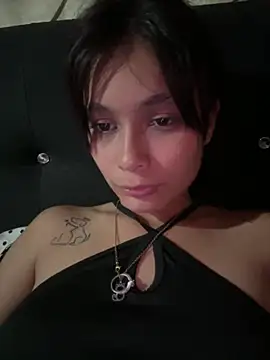 Caroline Fox12 online show from 09.30.25