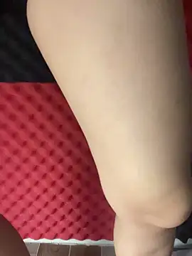 Snapshot of Yumii_09 chatting on 11.02.25 Yumii 09 online show from 11.02.25