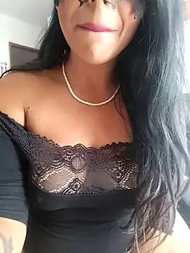 Snapshot of lola1519 chatting on 09.10.25 lola1519 online show from 09.10.25