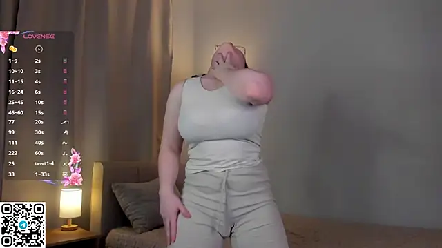 LakeshiaVodopich online show from 10.01.25