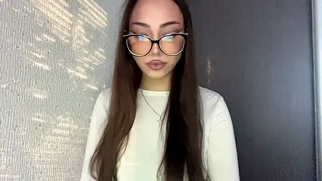 Leaf Unto online show from 09.10.25