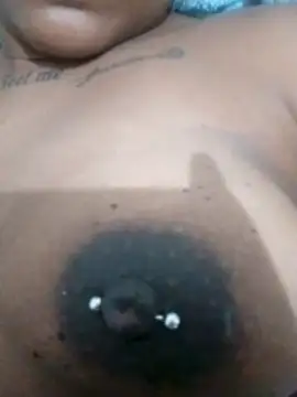 nessinha12 online show from 10.29.25