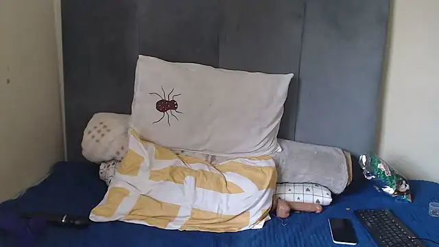 Tyllorsavage online show from 10.27.25