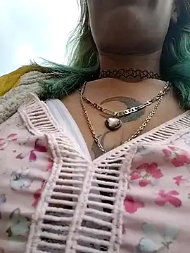 Abigail 98 online show from 09.22.25