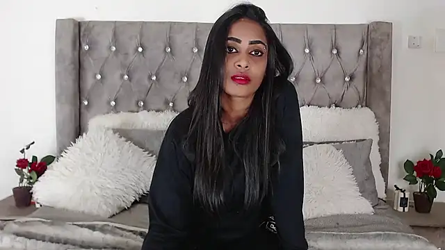 Snapshot of indianchic89 chatting on 03.01.25 indianchic89 online show from 03.01.25