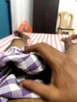 usermood2000 online show from 10.07.25